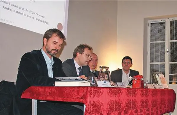 Gorazd Bajc (z leve), Andrej Rahten, Jože Pirjevec in Darko Darovec 