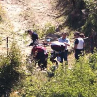 Italijana je med begom na motorju ustavila veriga, tako da sta morala beg nadaljevati peš 