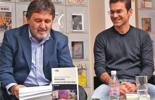 Lean Klemenc in avtor knjige o slovenski popevki Marco Mosca