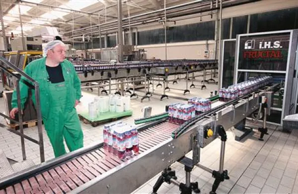 Fructalova proizvodnja gre nemoteno naprej, medtem ko njegovi lastniki, ki so ga prodali srbskemu Nectarju, čakajo še na kupnino  