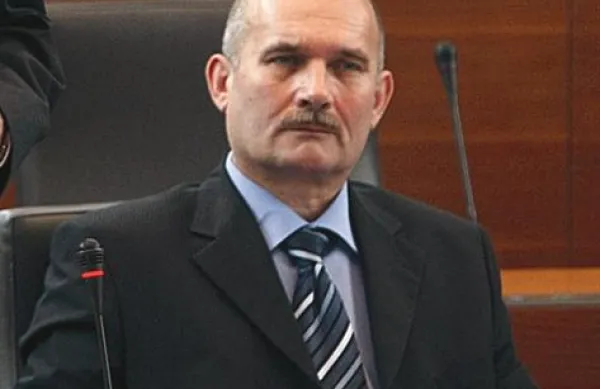 Nekdanji generalni sekretar vlade Božo Predalič ne ve nič o dvojnem snemanju