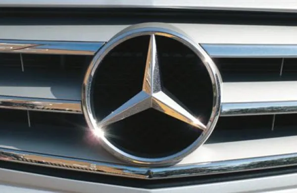 Idrijčan je na podlagi ponarejenih dokazil o elektronskem nakazilu kupnine prišel tudi do avtomobila mercedes ML v vrednosti približno 36.000 evrov