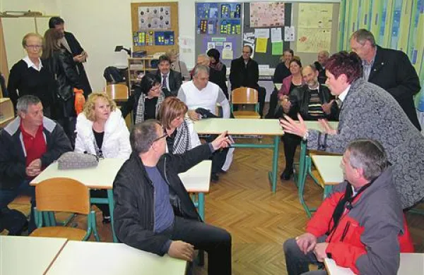 Po 40 letih znova v osnovno&scaron;olskih klopeh