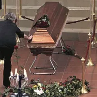 Od krste Vaclava Havla se poslavljajo številni domačini
