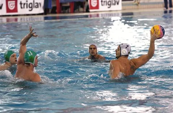 Druga polovica lanskega dueta BB (Burburan-Barbarić), Dalmatinec Toni Barbarić, je letos prevzel odgovornost prvega strelca.