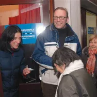 V carinarnici je ekipa Kinoateljeja (levo Anja Medved)  izvedla številne odmevne akcije, na primer Videospovednico, ki so povezale meščane z obe strani meje 