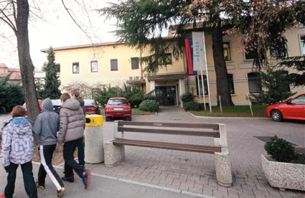 Mladi bodo godli tam, kjer je pred časom uradovala občina