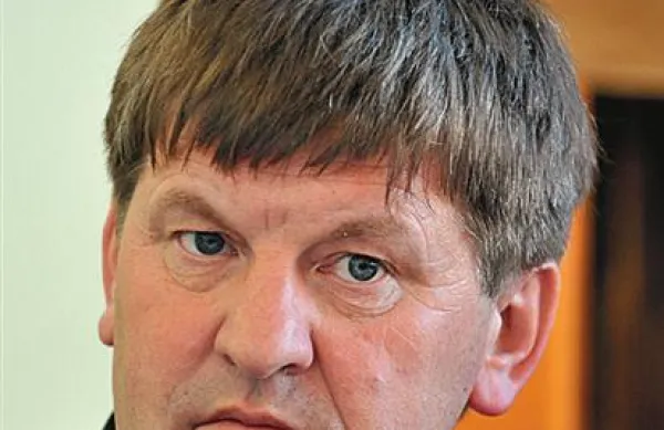 Vodja poslanske skupine SLS Franc Bogovič je  potrdil, da so v njegovi stranki od SDS prejeli osnutek koalicijske pogodbe 
