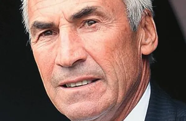 Edy Reja, trener Lazia:  “Claudia Lotita prepričujem, da bi lahko  igralce, ki so v lasti Lazia in so razpršeni po svetu,  zbrali v eno ekipo za slovensko ligo.”