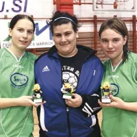 Najboljša dekleta, z leve: igralka Polona Petrač (Tminke), vratarka Brigita Gregorič (Izola), strelka Andreja Medved (Tminke)