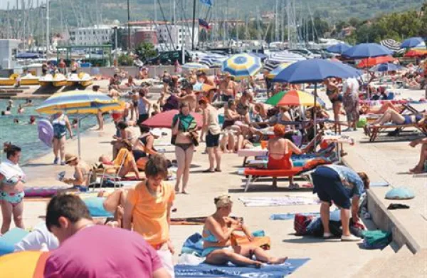 Narkomani so največkrat kradli na plažah