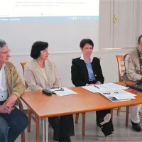 Civilna iniciativa za Notranjski muzej pa je bitko za samostojni muzej začela aprila in jo po malem nadaljevala vse leto