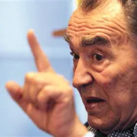 Milan Rakovac: “Pravim ti, Jolka, slovenski in hrvaški urbani intelekt  sta zdaj, v trenutku, ko se midva pogovarjava, superiorna tržaškemu akademskemu intelektualnemu krogu. Zavedati se moramo lastne superiornosti in se ne spuščati na raven teh fakinov.”