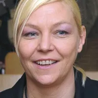 Neda R. Bric
