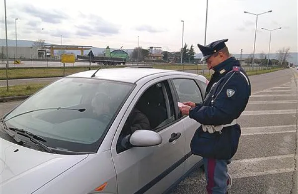 Dogajanje na mejnem območju poostreno nadzirajo tudi italijanski policisti in orožniki