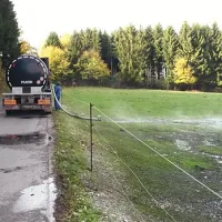 Konec polivanja gnojevke po poljih