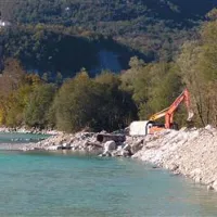 Veliko negodovanja je bilo zaradi pregrobih posegov ob sanaciji vodotokov po poplavah
