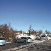 Na travniku ob parkirišču za planinske pohodnike z Razdretaga na Nanos naj bi po novem stala 77 metrov visoka vetrna turbina 