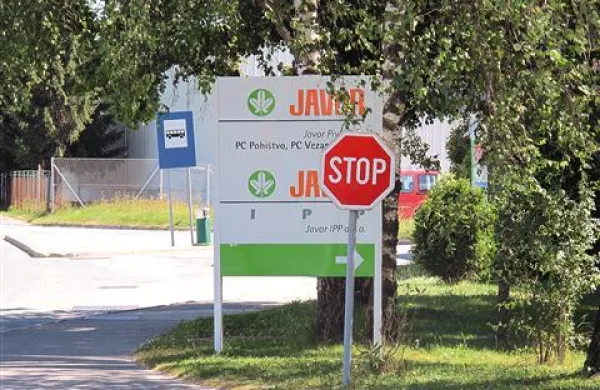 Po stečaju dveh hčerk  zdaj v prisilko  Javor