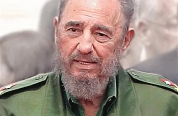 Fidel Castro opozarja na grožnjo jedrske vojne in klimatskih razmer