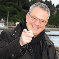 “Drnovšek se je začel ukvarjati z duhovnostjo zaradi zdravstvenih težav. No, jaz pa zaradi politične abstinence, kar je po svoje tudi zdravstvena težava.” Marko Pavliha, pravnik