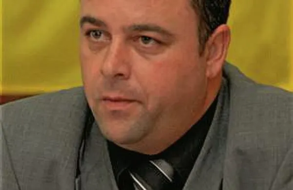 Nekdanjemu bovškemu županu Danijelu Krivcu je mandat prenehal, ko je bil decembra lani izvoljen v Državni zbor