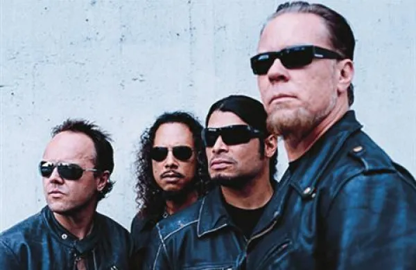 Ameriška zasedba Metallica je na svojih uradnih spletnih straneh potrdila govorice, da pripravlja film v 3D tehniki