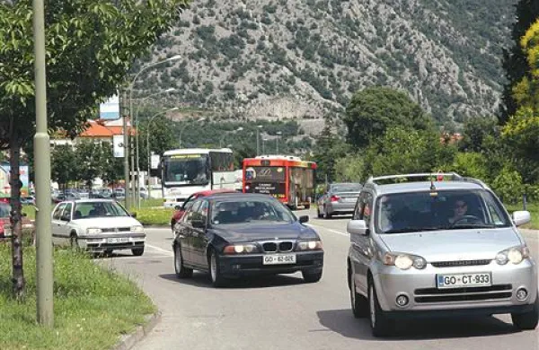 V Novi Gorici naj ne bi bilo  potrebe, da bi zaradi onesnaževanja zraka omejevali promet. Tako vsaj kažejo podatki   ...