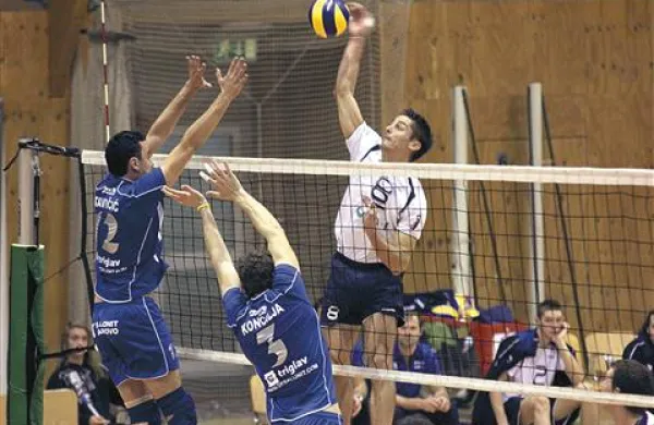 Junak zadnjega moškega derbija je bil Jasmin Čuturič (Go Volley) z 28 točkami
