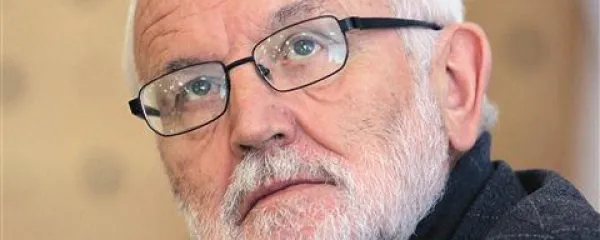 Dr. Jože Mencinger: Kaj je pravično, je zmeraj stvar vrednostnih sodb, ki pa se spreminjajo; sam na primer menim, da storitve zdravstva, šolstva in sociale ne sodijo na trg, kdo drug pa misli, da s tem ni nič narobe.”