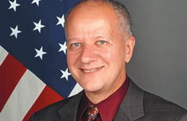 Ameriški veleposlanik v Sloveniji Joseph Mussomeli je navedbe označil za smešne