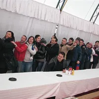 Zabava pred tekmo v Slovenski hiši
