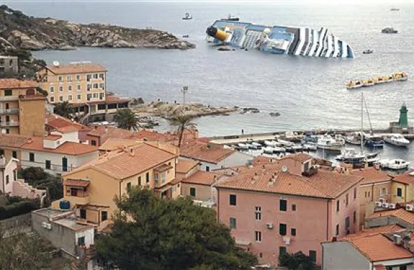 Reševalci so ponoči v luksuzni potniški ladji Costa Concordia našli še eno truplo