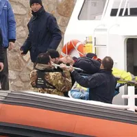 Reševalec je med iskanjem pogrešanih omedlel, zato so ga evakuirali