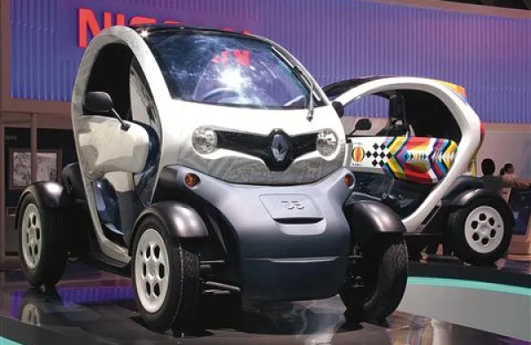 Renault twizy bo poganjal motor, ki so ga razvili in ki ga  izdelujejo v  Iskri Avtoelektriki