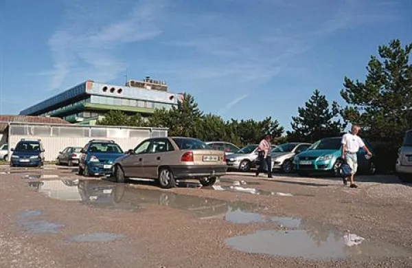 Prehospitalno enoto naj bi 1. marca  preselili v  izolsko bolnišnico