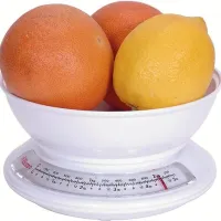 Vitamin C, z njim so bogati citrusi,  je ena najučinkovitejših snovi zoper viroze in gripo