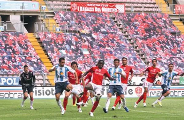    Triestina je v zadnjih letih priigrala za šest milijonov evrov dolga
