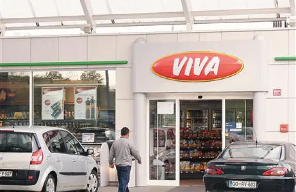 Zaradi 548 evrov, ki jih je s pajdašem odnesel z bencinskega servisa, bo moral 21-letni ropar za eno leto in štiri mesece v zapor