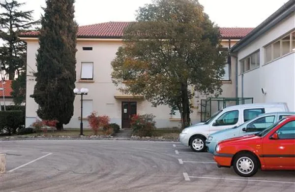 Prostore, kjer je bila občinska uprava, bi uporabljala društva, župan pa napoveduje prodajo
