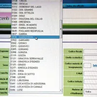 Portal Ansasa s seznamom občin goriške pokrajine; na seznamu tudi Gabrovica (Gabrovizza), Idrija (Idria)