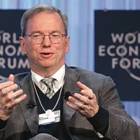Prvi mož internetnega velikana Google Eric Schmidt ni bil tako pesimističen kot večina ostalih