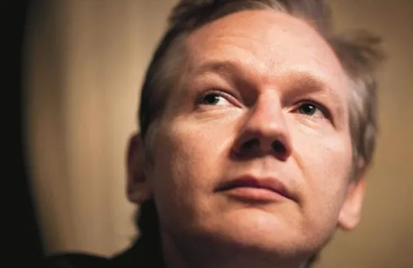 Ustanovitelj Wikileaksa Julian Assange bo gostoval v animirani nanizanki Simpsonovi