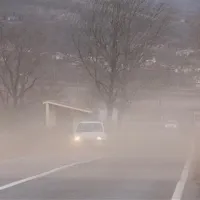 Z njiv na Ajševici se je dvignil oblak prahu 