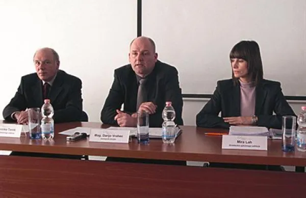 V upravi Elektra Primorska zaposlenim nočejo plačati nadomestila za čas stavke 