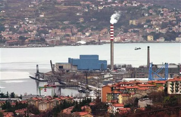 V tržaški sežigalnici so lani sežgali 15.000 ton neapeljskih smeti