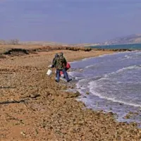 Namesto v ribarnico po dobre ribe kar na plažo