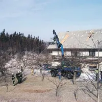 Burja je odkrivala strehe, živali so ostale brez vode