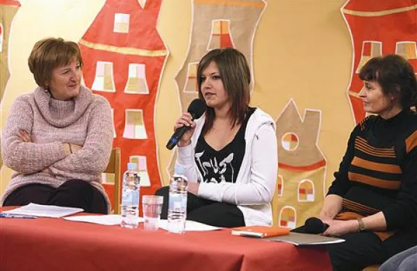 V pogovoru o knjigi so sodelovale (z leve) Barbara Kovač Jurančič, Anjel Lavin in Svetlana Škrk Kosmač