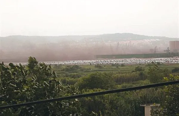 Prejšnji teden je iz Luke Koper burja raznesla premog in železovo rudo